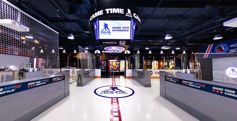 🏒 인터랙티브 하키 체험존 (NHLPA 게임 타임)
